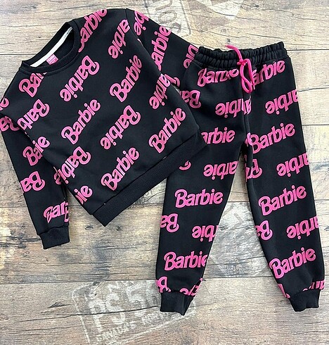 Harika Kalitede Barbie Takım