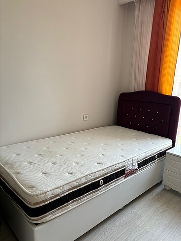 Yatak baza başlık
