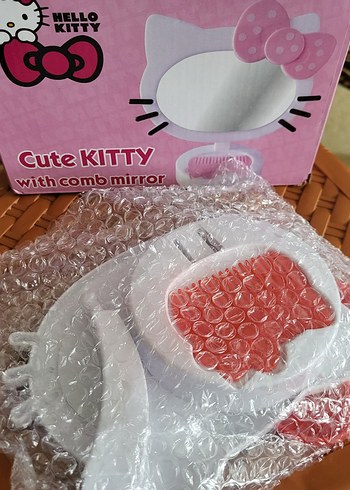 Hello Kitty Ayna - Görsel 3