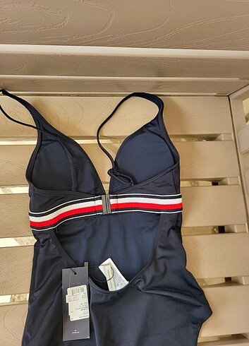 xs Beden Orjinal Tommy Hilfiger Mayo