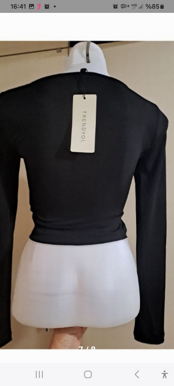 Taş ve Gül Detaylı Esnek Bluz - Görsel 4