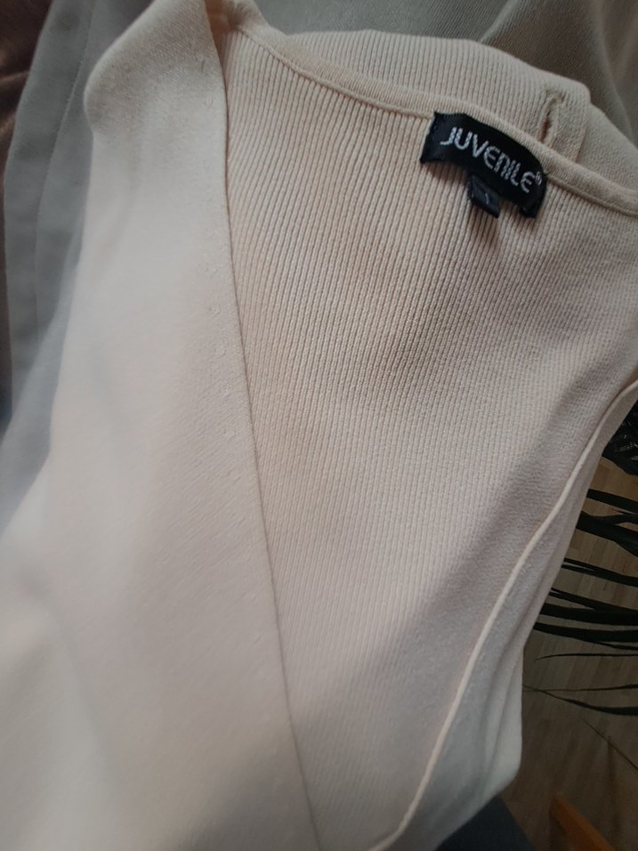 Bej Uzun Kollu Hırka - Görsel 4