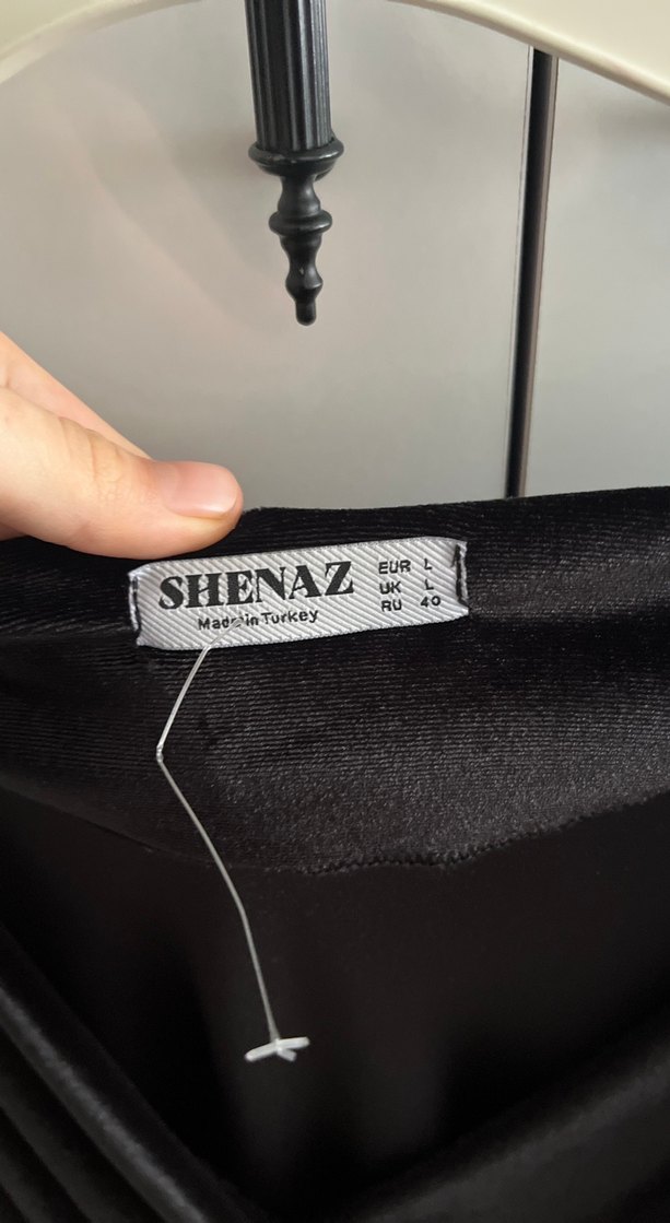 Siyah Drapeli Uzun Kollu Midi Elbise kadife - Görsel 4