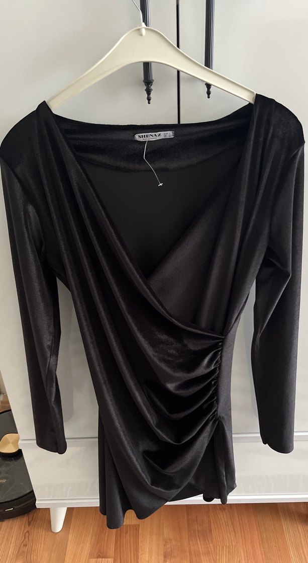 Siyah Drapeli Uzun Kollu Midi Elbise kadife - Görsel 3