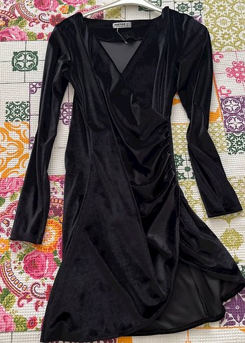 Uzun Siyah V Yakalı Drapeli Gotik Elbise