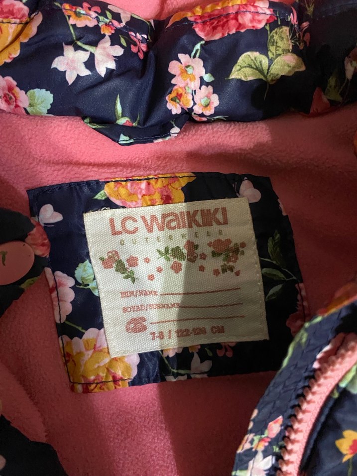 7-8 yaş Çiçek Desenli Kapüşonlu Kız Yeleği - Görsel 3