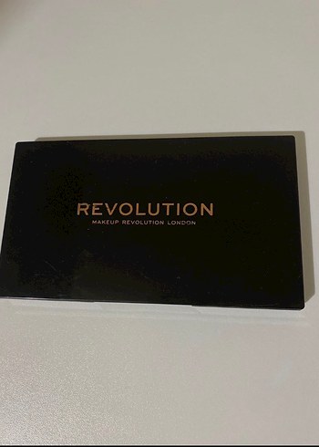 Revolution Parlak Siyah Göz Farı Paleti - Görsel 3