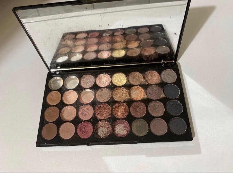 Revolution Parlak Siyah Göz Farı Paleti - Görsel 5