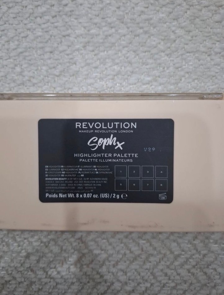 Revoloıtıon highliter paleti denendi - Görsel 2