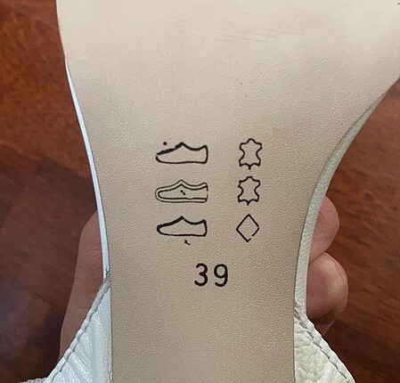 39 Beden beyaz Renk Şık rahat topuklu ayakkabı