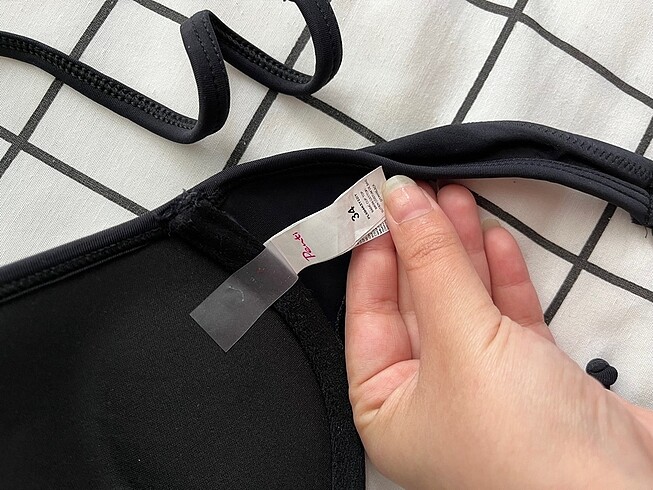 34 Beden siyah Renk Bikini takımı
