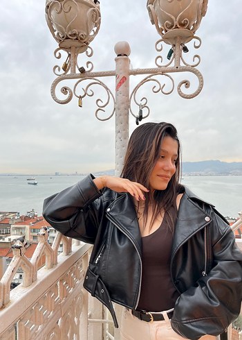 Zara Zara Siyah Kemerli Deri Ceket