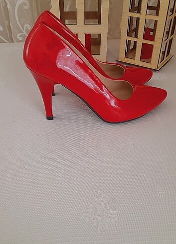 36 Beden kırmızı Renk Stiletto