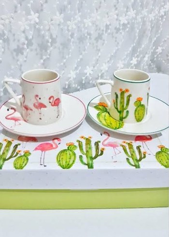 Renkli Kaktüs ve Flamingo Desenli Beyaz Fincan Seti