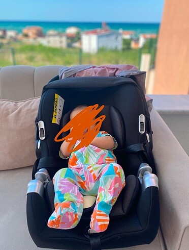 Elle bebek puset