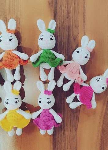 Amigurumi Tavsan Anahtarlık