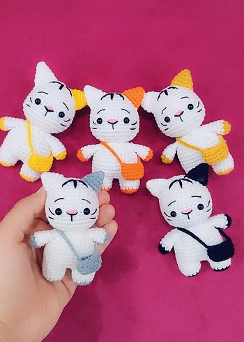 Beden Renk Amigururumi Kedi Anahtarlıklar