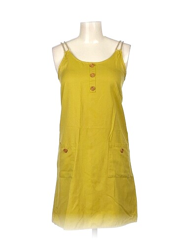 PreLoved Kısa Elbise %70 İndirimli.