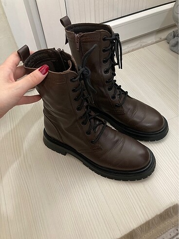37 Beden Zara bot