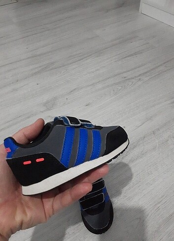 Adidas ayakkabı 