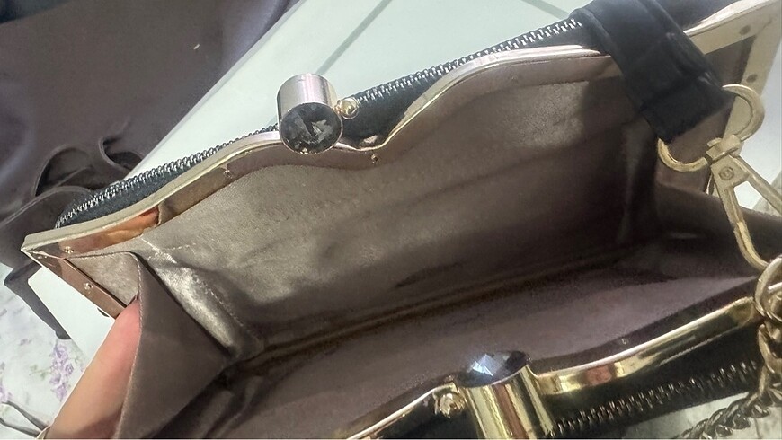 Siyah çanta - Görsel 4