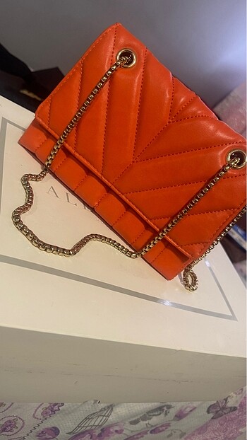 Turuncu çanta - Görsel 4