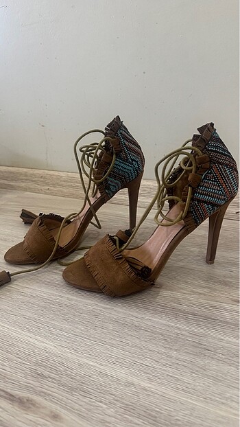 Topuklu sandalet - Görsel 5