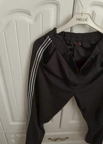 Siyah Bel Detaylı Rahat Kadın Kumaş Pantolon - Görsel 2