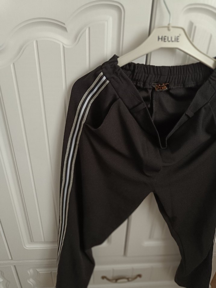 Siyah Bel Detaylı Rahat Kadın Kumaş Pantolon - Görsel 2