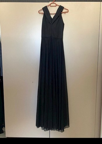 V Yaka Pileli Siyah Uzun Abiye Elbise - Görsel 2