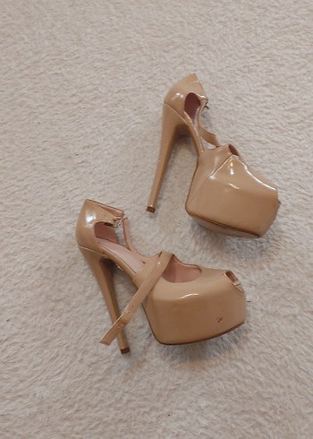 Bej Parlak Tokalı Stiletto Kadın Ayakkabı - Görsel 6