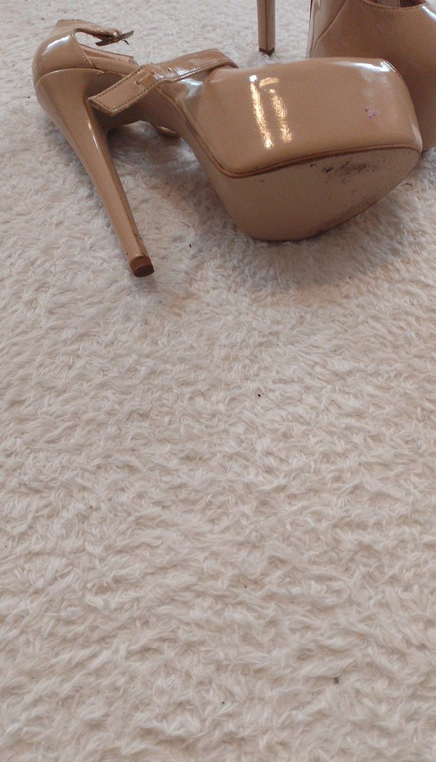 Bej Parlak Tokalı Stiletto Kadın Ayakkabı - Görsel 5