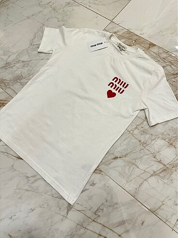 Miu tshirt