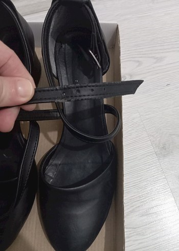 38 Beden siyah Renk Kadın Siyah Tokalı Blok Topuklu Abiye Ayakkabı