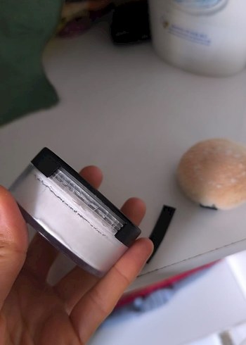 Bej Parlak Gevşek Pudra - Görsel 6