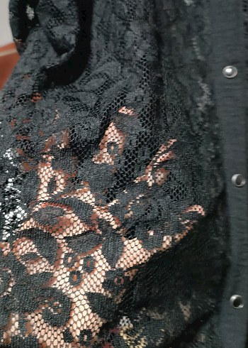 Düğmeli Siyah Gotik Dantel Bluz - Görsel 12