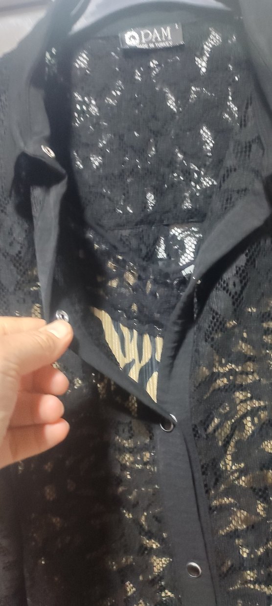 Düğmeli Siyah Gotik Dantel Bluz - Görsel 4