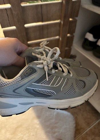 Pull and Bear Gri Bağcıklı Kadın Spor Ayakkabı