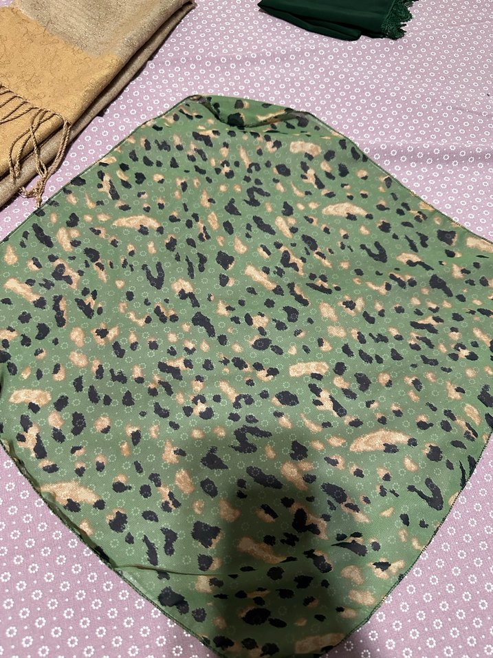 Yeşil Fırfırlı Bohem Kadın Fular - Görsel 2