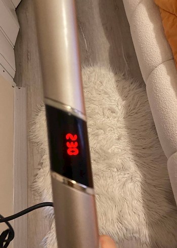 Parlak Bej Saç Düzleştirici - Görsel 3