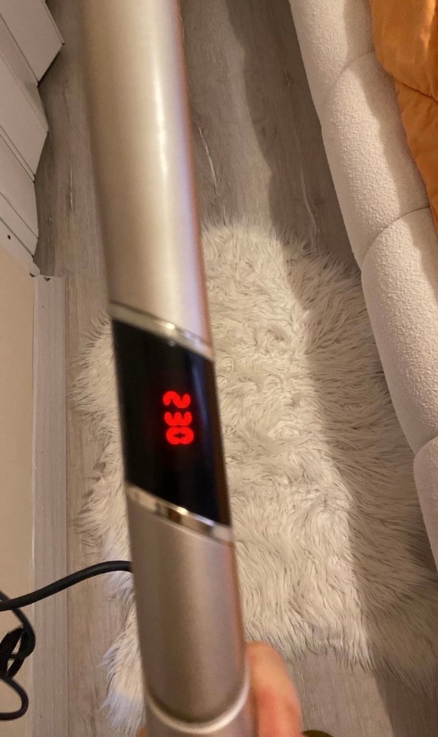 Parlak Bej Saç Düzleştirici - Görsel 3