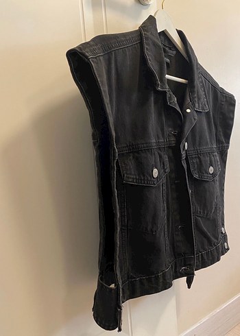 Siyah Düğmeli Kolsuz Denim Ceket - Görsel 3