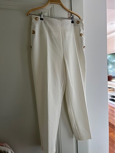 Zara ekru pantolon