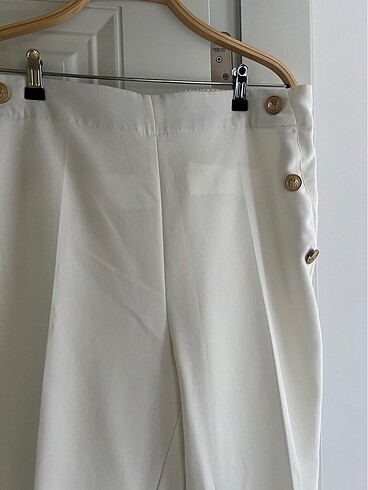 xl Beden Zara ekru pantolon