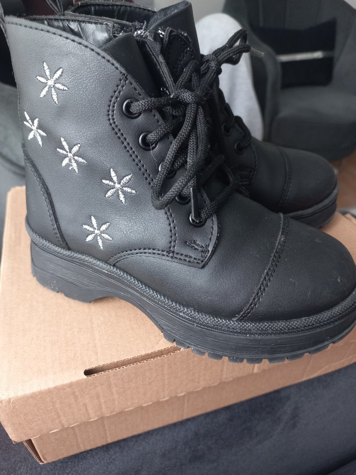 Siyah çocuk  Bot - Görsel 2