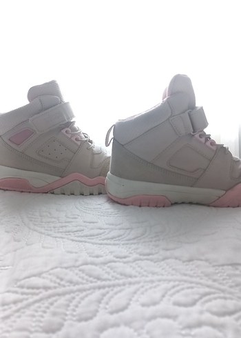 Kız Çocuk Pudra Pembe Cırt Cırtlı Spor Ayakkabı - Görsel 5