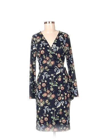 Ann Taylor Kısa Elbise %70 İndirimli.