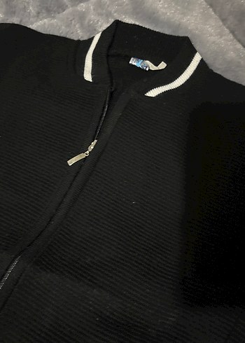 Erkek Siyah Fermuarlı Hırka - Görsel 4