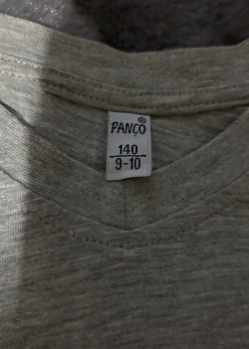 Gri V Yaka  Erkek Tişört - Görsel 2