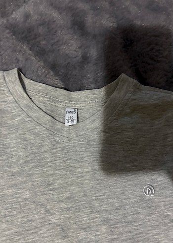 Gri V Yaka  Erkek Tişört - Görsel 3